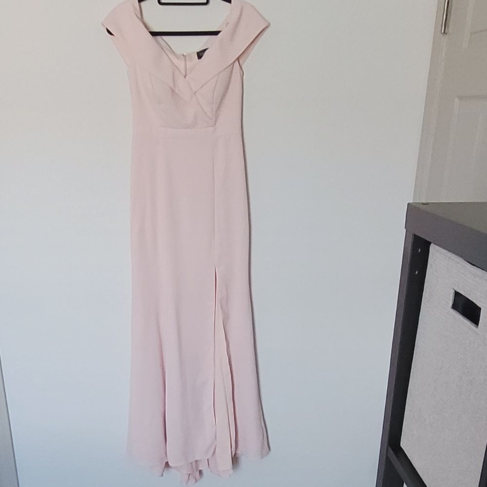 Xscape Elegant Pink Evening Gown Sz 6P